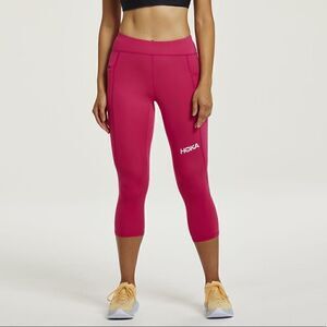 Hoka One One Performance Capri Leggings Pants Women's Size Small Pink Grey New